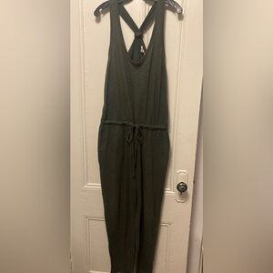 Olive Green Sleeveless Jumpsuit